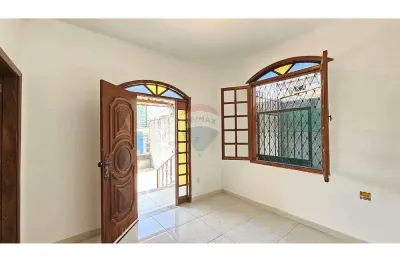 Casa para venda em Lagoinha de 246.00m² com 5 Quartos, 1 Suite e 3 Garagens