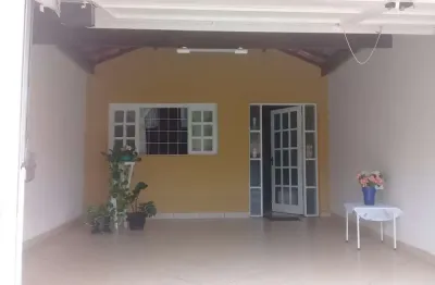 Casa para venda em Jardim São Luiz de 87.00m² com 1 Quarto, 1 Suite e 2 Garagens