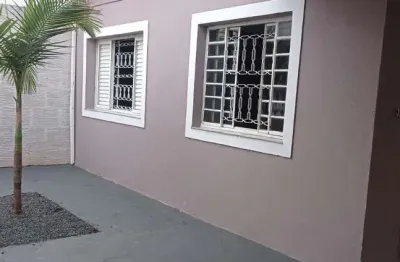 Casa para venda em Nhô Quim de 120.00m² com 1 Quarto, 1 Suite e 4 Garagens
