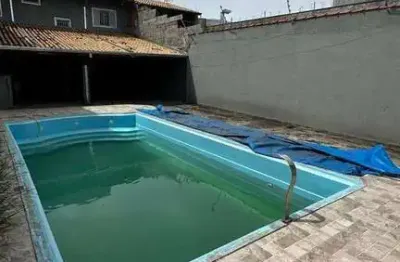 Sobrado para venda em Vitória Vale Ii de 130.00m² com 2 Quartos e 5 Garagens