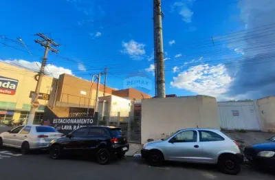 Prédio Comercial para alugar em Jardim Das Paineiras de 175.02m² com 4 Quartos, 2 Suites e 8 Garagens