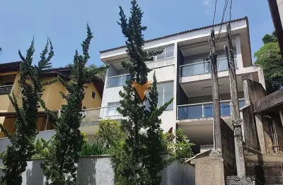 Casa para venda e aluguel em Transurb de 378.79m² com 3 Quartos, 3 Suites e 4 Garagens