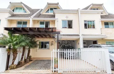 Sobrado para venda em Orleans de 126.00m² com 3 Quartos, 1 Suite e 3 Garagens