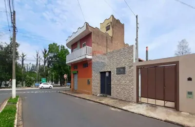 Casa para venda em Vila Nova Estiva de 107.00m² com 3 Quartos e 10 Garagens