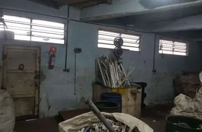 Casa comercial à venda na Rua Ézio Maranezi, 370, Cidade Líder, São Paulo