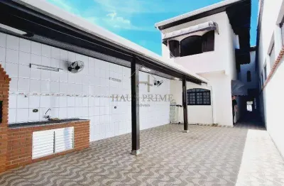 Casa para venda em Jardim Leonor de 205.00m² com 3 Quartos, 1 Suite e 2 Garagens