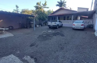 Casa para venda em Loteamento Santa Rosa de 215.00m² com 3 Quartos, 1 Suite e 6 Garagens