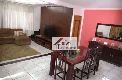 Sobrado para venda em Prosperidade de 293.00m² com 3 Quartos, 1 Suite e 3 Garagens