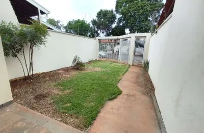Sobrado para venda em Parque Laranjeiras de 79.00m² com 2 Quartos e 2 Garagens