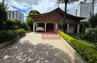 Casa para venda em Gopoúva de 226.00m² com 4 Quartos, 2 Suites e 6 Garagens