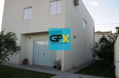 Sobrado para venda em Ribeirânia de 186.00m² com 3 Quartos, 1 Suite e 2 Garagens