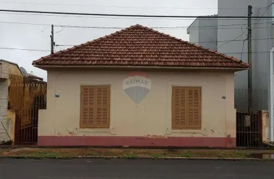 Casa com 2 quartos à venda na Vila Maria, Botucatu 