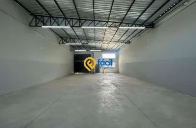 Galpão / Depósito / Armazém para alugar em Parque das Árvores II de 243.41m²