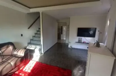 Sobrado para venda em Parque Boturussu de 81.00m² com 3 Quartos, 1 Suite e 2 Garagens