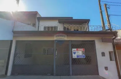 Casa para venda em Jardim Nápoli de 204.66m² com 3 Quartos, 1 Suite e 2 Garagens