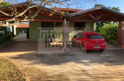 Chácara para venda em Goiabal de 1000.00m² com 3 Quartos, 1 Suite e 2 Garagens