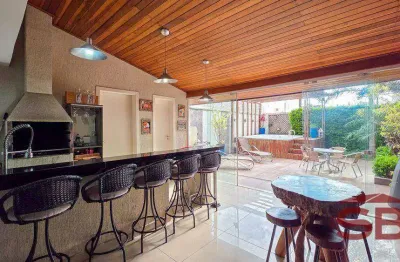 Sobrado para venda em Jardim Das Américas de 280.00m² com 4 Quartos, 2 Suites e 3 Garagens