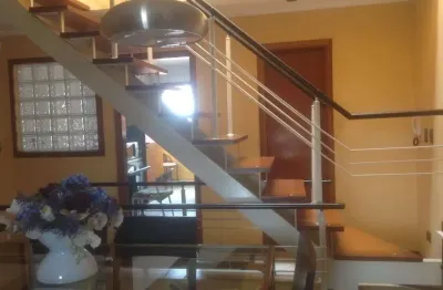 Sobrado para venda em Vila Salete de 165.00m² com 2 Quartos, 2 Suites e 2 Garagens