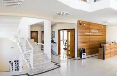 Prédio Comercial para venda em Centro de 350.00m² com 4 Garagens