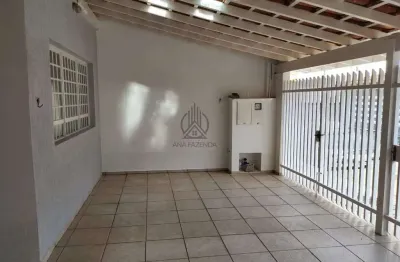 Casa para alugar em Granja Daniel de 180.00m² com 3 Quartos, 1 Suite e 2 Garagens
