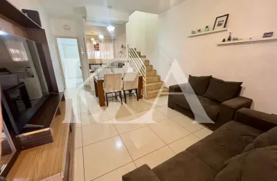 Casa para venda em Jardim Martins de 71.00m² com 2 Quartos e 2 Garagens