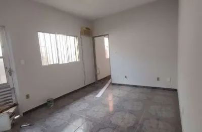 Casa para venda em Jardim Santa Teresa de 150.00m² com 2 Quartos e 1 Garagem