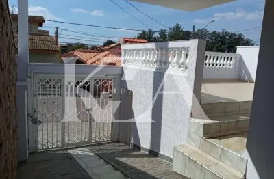 Casa para venda em Jardim Das Samambaias de 195.00m² com 3 Quartos, 1 Suite e 3 Garagens