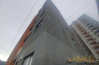 Apartamento para alugar em Cidade Jardim de 45.00m² com 2 Quartos e 1 Garagem