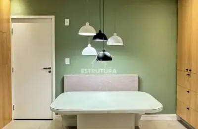 Apartamento para alugar em Centro de 42.00m² com 1 Quarto e 2 Garagens