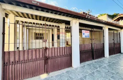 Casa para venda em Vila Caputera de 153.47m² com 3 Quartos e 3 Garagens