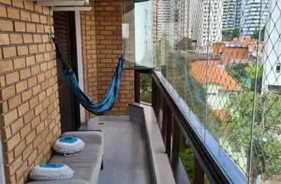 Apartamento para venda em Aclimação de 215.00m² com 4 Quartos, 2 Suites e 3 Garagens