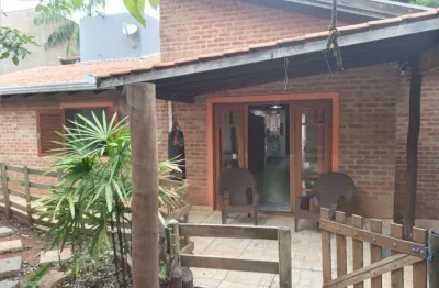 Casa para venda em Bosque De Barão Geraldo de 250.00m² com 4 Quartos, 1 Suite e 4 Garagens