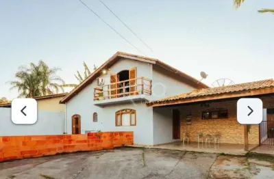 Casa para venda em Parque Corrupira - Etapa 1 de 290.00m² com 3 Quartos, 1 Suite e 2 Garagens