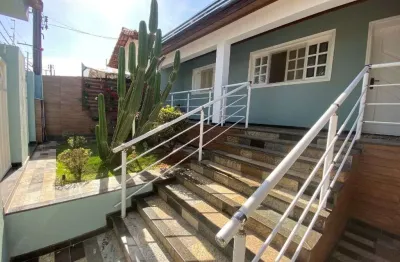 Casa para venda em Vila Cordenonsi de 168.00m² com 3 Quartos, 1 Suite e 2 Garagens