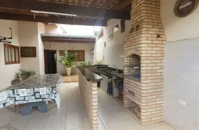 Casa para venda em Parque Residencial Jaguari de 221.00m² com 3 Quartos, 1 Suite e 4 Garagens