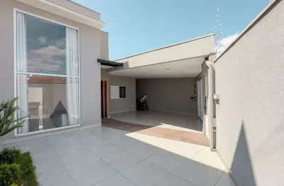 Casa para venda em Jardim Esplanada de 130.00m² com 3 Quartos, 1 Suite e 3 Garagens