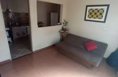 Casa para venda em Vila Nossa Senhora De Fátima de 102.00m² com 4 Quartos e 2 Garagens
