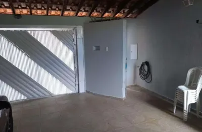 Casa para venda em Cariobinha de 100.00m² com 3 Quartos e 2 Garagens