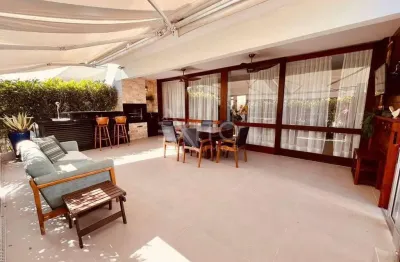 Loja para venda em Riviera De São Lourenço de 230.00m² com 4 Quartos e 3 Suites