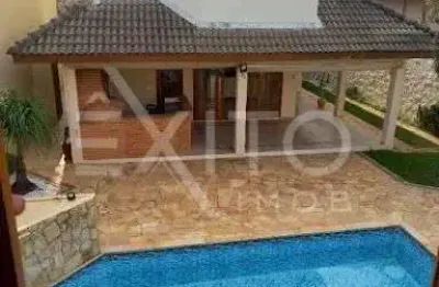 Casa para venda em Chácara Malota de 386.00m² com 4 Quartos, 4 Suites e 4 Garagens