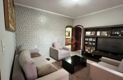 Casa para venda em Jardim Maria De Fátima de 234.00m² com 2 Quartos