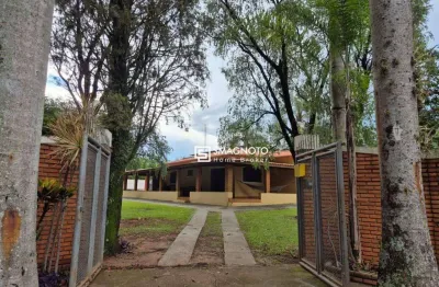 Chácara para alugar em Colinas Do Piracicaba (ártemis) de 260.00m² com 3 Quartos, 1 Suite e 4 Garagens