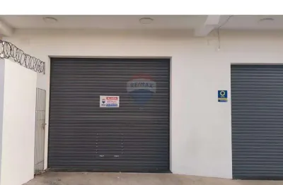 Imóvel Comercial para alugar em Jardim Amanda I de 50.00m² com 2 Garagens