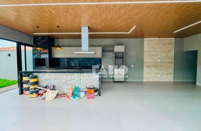 Casa para venda em Vila Elmaz de 127.00m² com 3 Quartos, 1 Suite e 8 Garagens