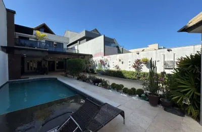 Casa de Condomínio para venda em Recreio Dos Bandeirantes de 350.00m² com 6 Quartos, 3 Suites e 5 Garagens