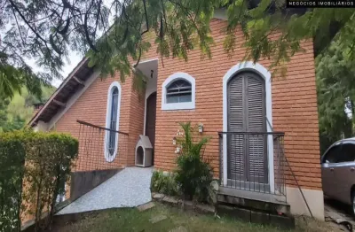 Casa para venda em Vale Verde de 416.00m² com 3 Quartos, 1 Suite e 5 Garagens