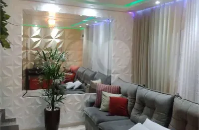 Cobertura para venda em Parque Oratório de 50.00m² com 2 Quartos e 1 Garagem