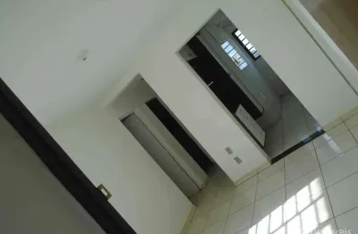 Apartamento para alugar em Vila Toninho de 40.00m² com 2 Quartos e 1 Garagem