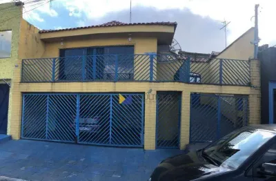 Casa para venda em Jardim Ponte Alta I de 240.00m² com 3 Quartos, 1 Suite e 3 Garagens