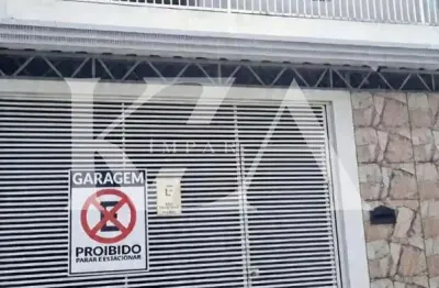Casa para alugar em Portal De Santa Fé de 140.00m² com 3 Quartos, 1 Suite e 2 Garagens